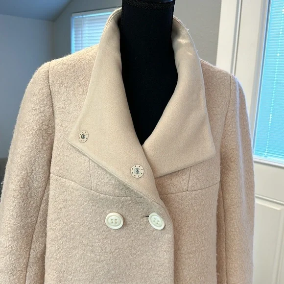 GOELIA Bouclè Soft Pink Winter Coat - Picture 2 of 9